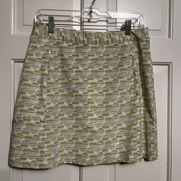 Greg Norman Golf Skort - Picture 4 of 10